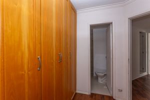 Image 37 - 756869
