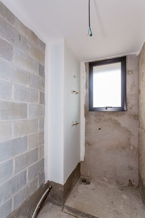 Image 23 - 756880