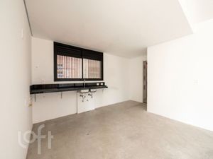 Image 24 - 756990