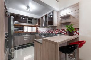 Image 8 - 757259
