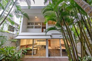Image 39 - 757270