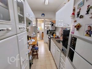 Image 44 - 757369