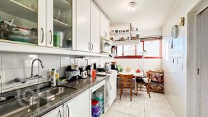 Image 8 - 757401