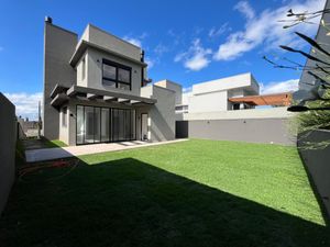 Image 35 - 757455