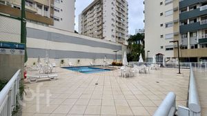 Image 29 - 757664