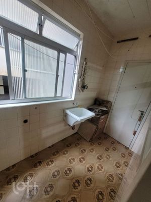 Image 13 - 757741