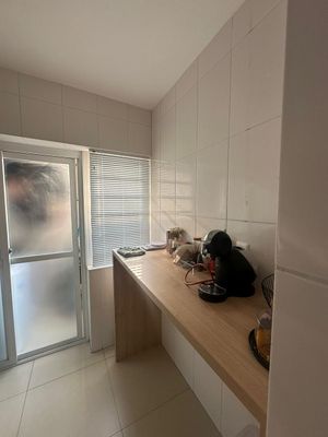 Image 4 - 757796