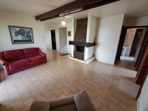 Image 21 - 757853