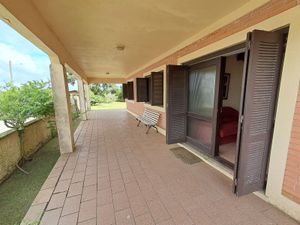 Image 4 - 757853