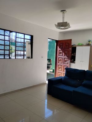 Image 4 - 757917