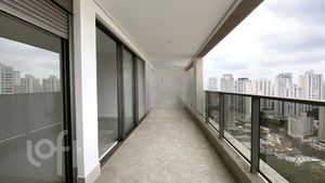 Image 3 - 758454