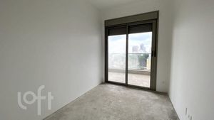 Image 10 - 758454