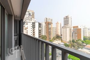 Image 5 - 758484