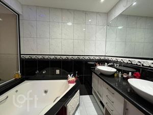 Image 14 - 758636