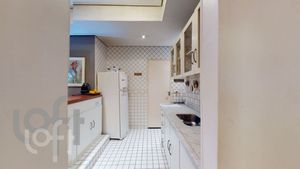 Image 3 - 768961