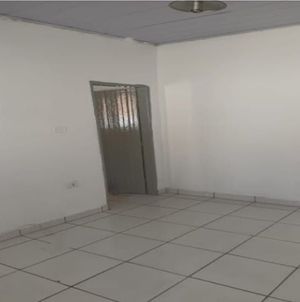 Image 4 - 776517