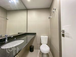 Image 7 - 779202