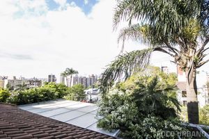 Image 35 - 7832