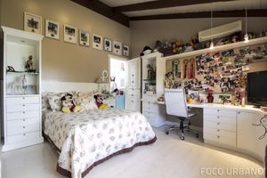 Image 38 - 7832