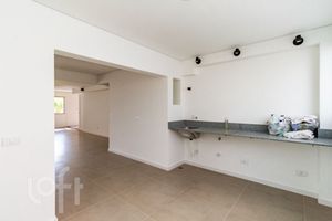 Image 9 - 785832