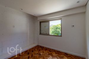 Image 14 - 785832