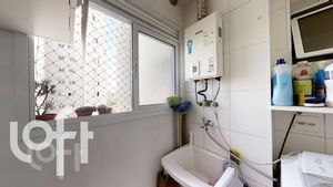 Image 22 - 798651