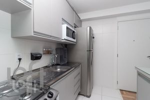 Image 17 - 804510