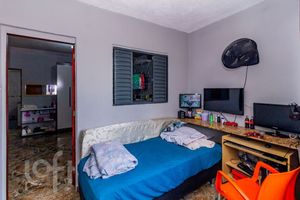 Image 1 - 804784