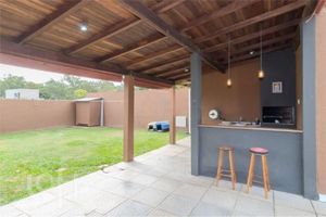 Image 20 - 806224