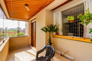 Image 21 - 806369
