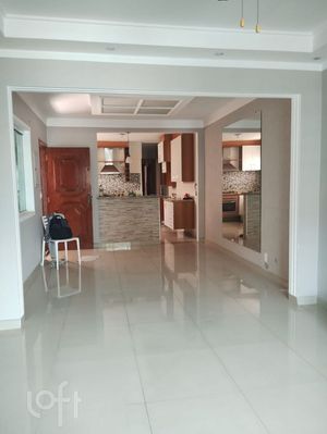 Image 28 - 806377