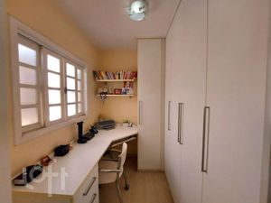 Image 8 - 806389