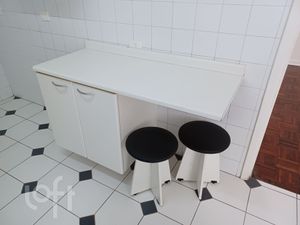 Image 9 - 806447