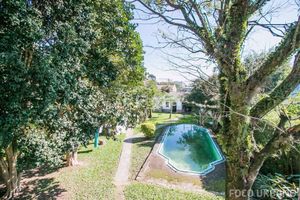 Image 17 - 806457