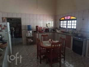 Image 10 - 806483