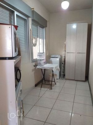 Image 8 - 806550