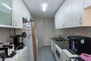 Image 12 - 806608