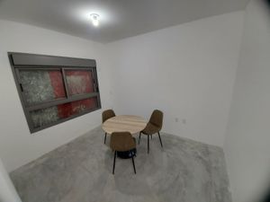Image 1 - 806625