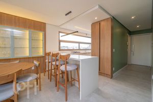 Image 3 - 806681