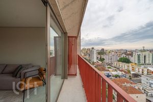Image 2 - 806681