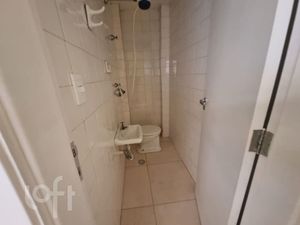 Image 9 - 806686