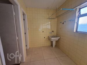 Image 7 - 806686