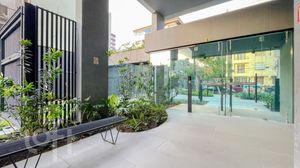 Image 30 - 806713