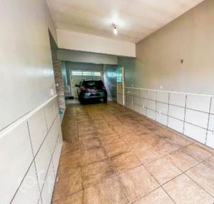 Image 35 - 806733