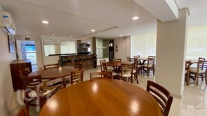 Image 22 - 806734
