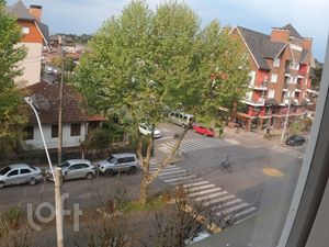 Image 10 - 806811