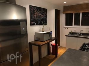 Image 6 - 807353