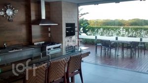 Image 9 - 807405