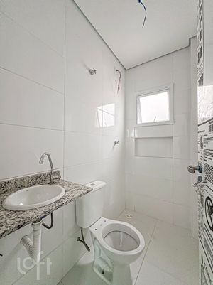 Image 12 - 807449