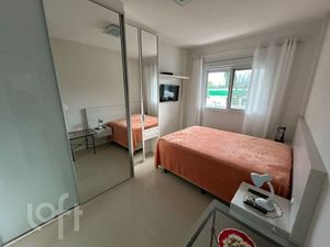 Image 6 - 807476